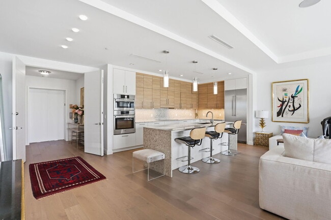 Building Photo - 3200 S Ocean Blvd