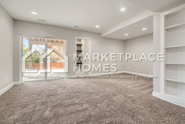 Building Photo - 10289 Nucla St