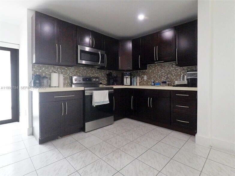 Building Photo - 19823 SW 123rd Pl