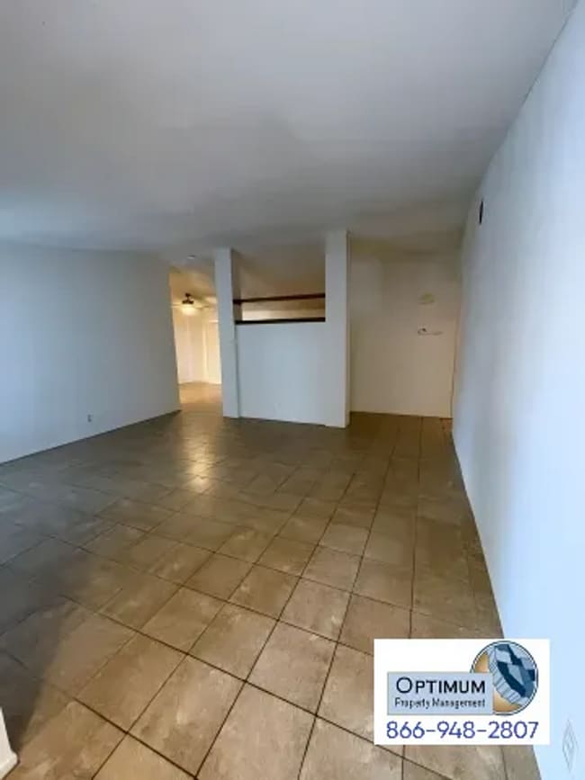 Building Photo - Beautiful 4-bedroom 2-bathroom home.