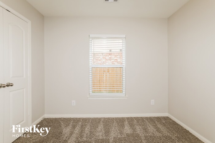 Building Photo - 22515 Mount Echo Dr