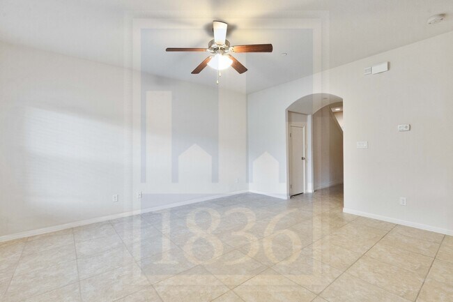 Building Photo - 2214 S Lakeline Blvd