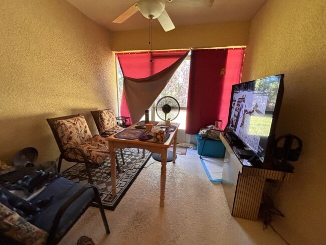 Building Photo - 3 BR 2 BA 2 Car Garage Duplex -  Annual Rental -  Sebastian FL