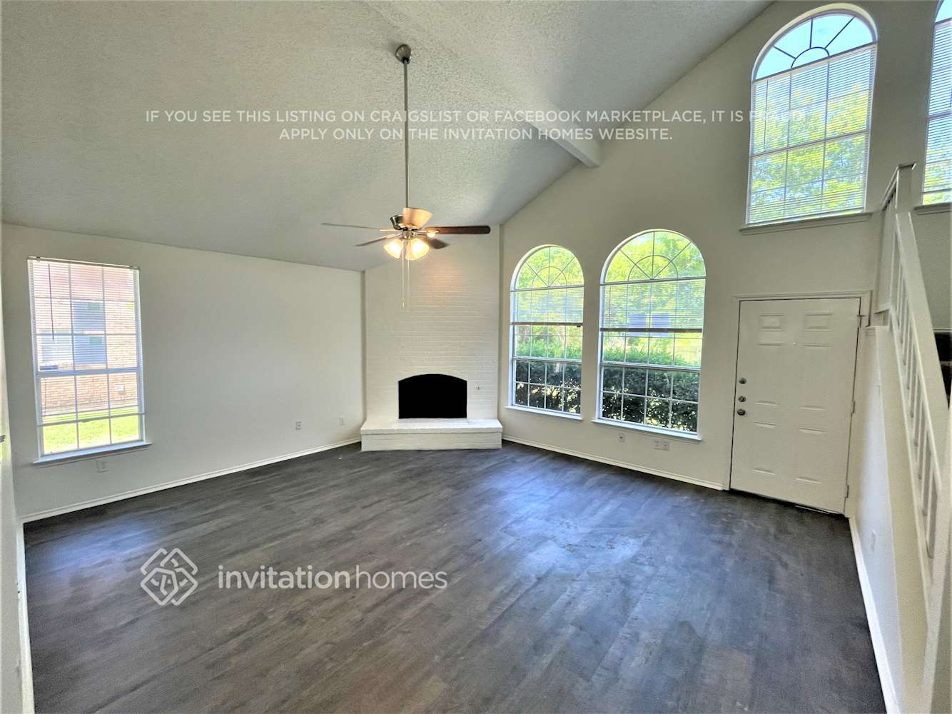 Building Photo - 837 Twin Creek Dr