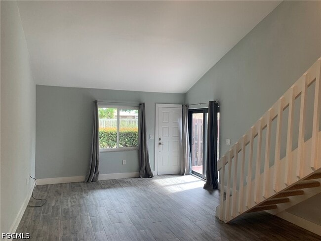 Building Photo - 8849 Somerset Blvd