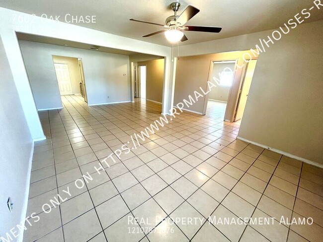 Building Photo - **APPLICATION RECEIVED** *MOVE IN SPECIAL*...