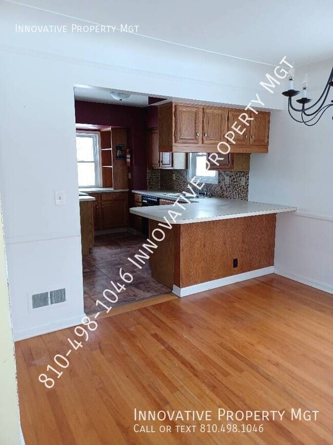 Building Photo - 611 Roome Ct