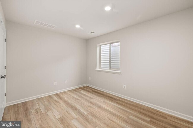 Building Photo - 1357 Cedar Vly Rd