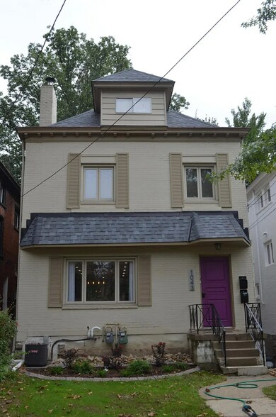 Front of house with seperate aparment door inside - 1043 S Trenton Ave