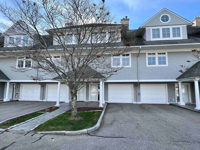 Building Photo - 4 Island Ave