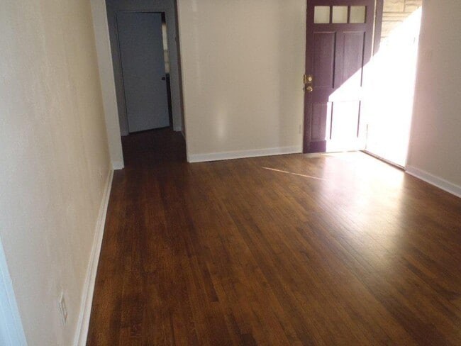 Building Photo - UNDER REPAIR