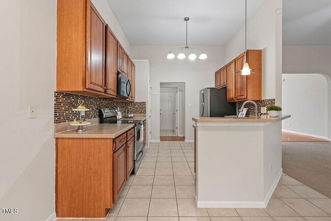 Building Photo - 107 Governors House Dr