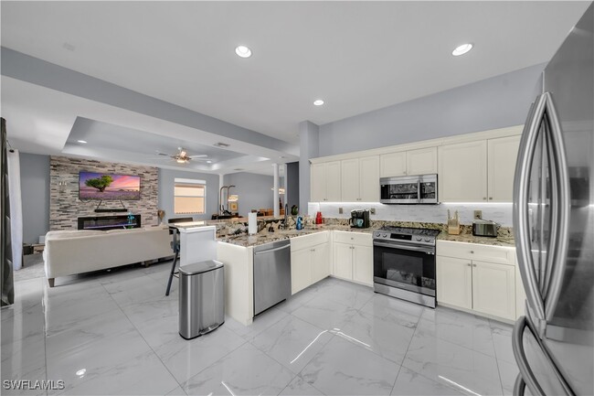 Building Photo - 2736 Blue Cypress Lake Ct