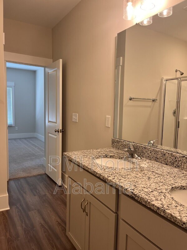 Building Photo - 29458 Canoe Cir NW