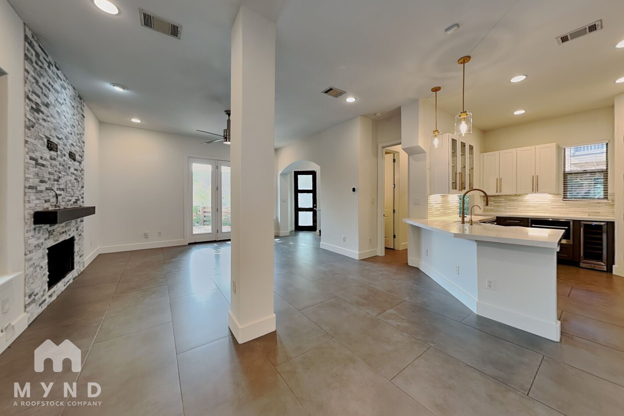 Building Photo - 2502 Kinney Rd