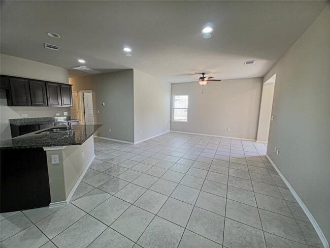 Building Photo - 1208 Garland Rd