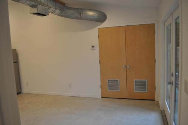 Building Photo - 1417 Highland Blvd