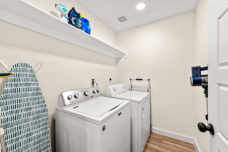Building Photo - 16417 Lauder Ln