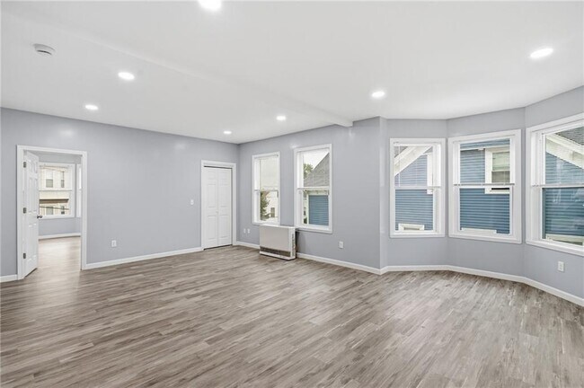 Building Photo - 62 Cypress St