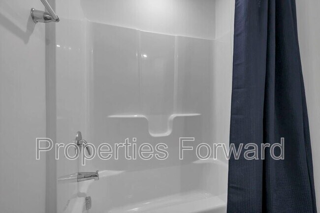 Building Photo - 21 Thurber Rd