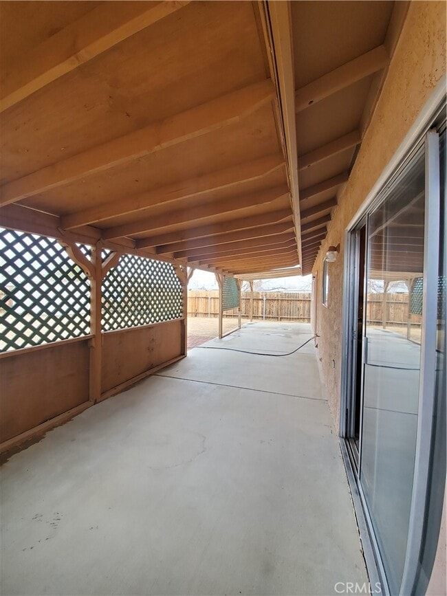 Building Photo - 8443 Great Cir Dr