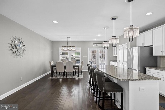 Building Photo - 1067 Prime Pl