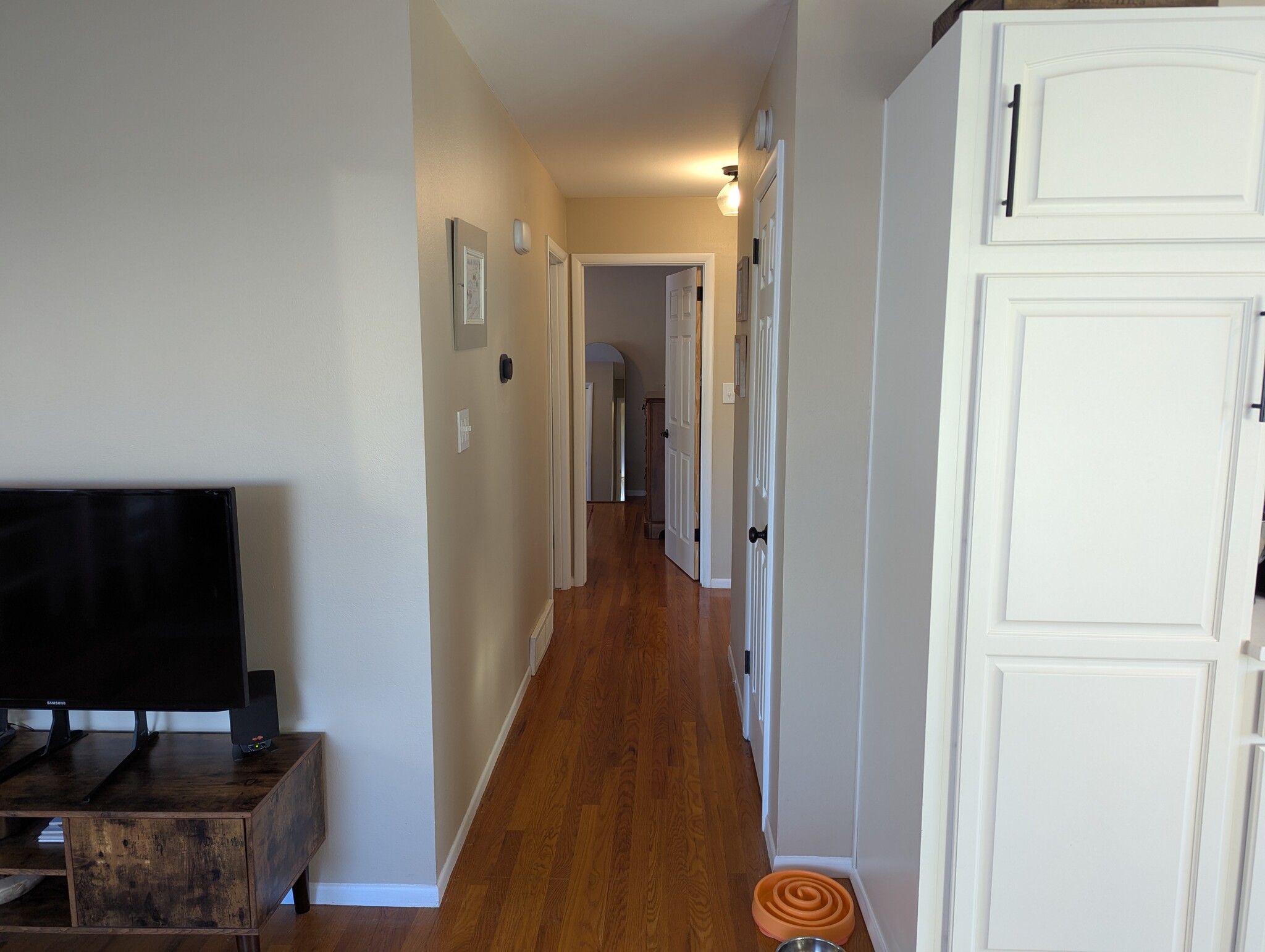 Upstairs Hallway - 2519 Lelaray St