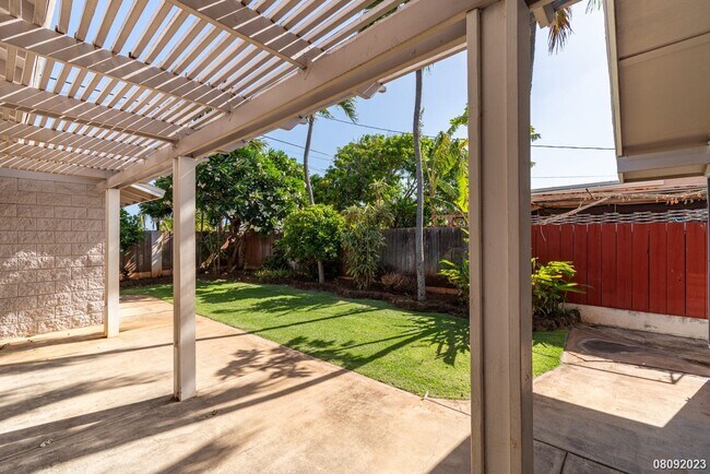 Building Photo - SF 4BR/2BA/2car garage home w/inground swimming pool in Ewa Beach