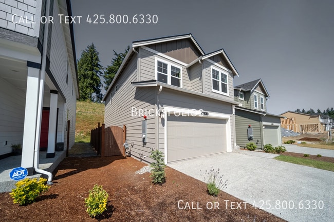 Building Photo - 4245 Pronghorn Pl