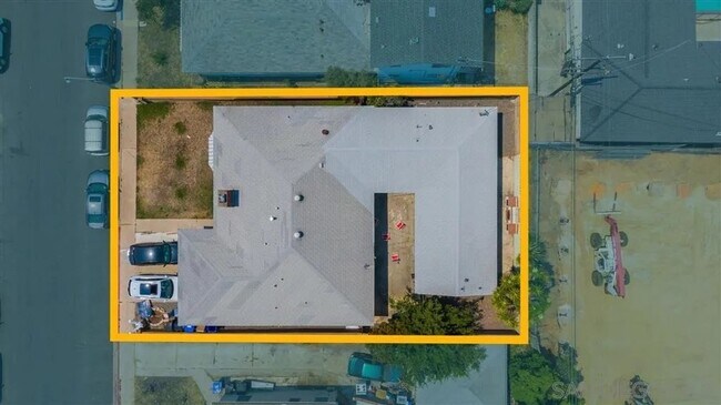 Building Photo - 6180-6182 Mary Lane Dr.