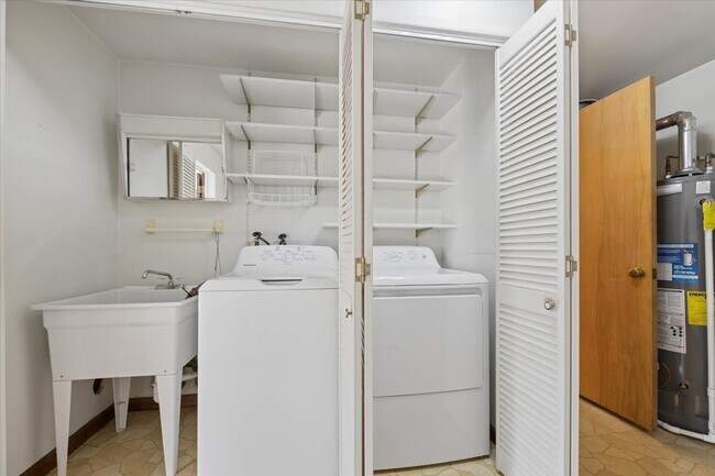 Building Photo - 108 Lavidia Blvd