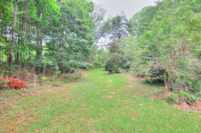 Building Photo - 6220 Mount Hermon Church Rd