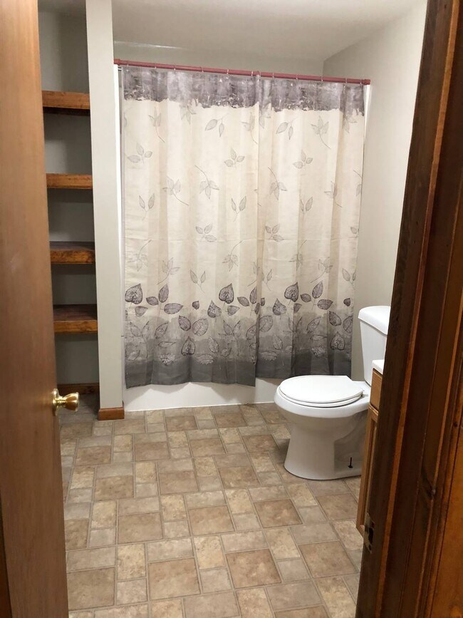 Building Photo - 222 Ottawa