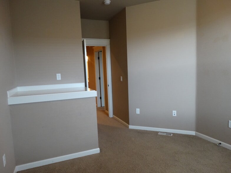 Building Photo - 3640 Summerlinn Dr