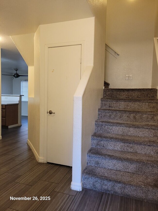 Building Photo - Gorgeous Townhouse for rent!!!