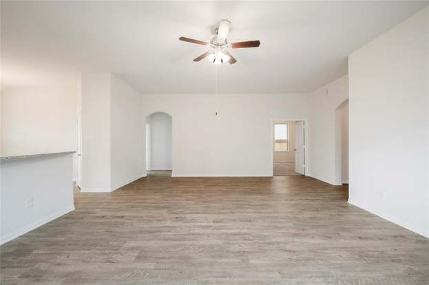 Building Photo - 13096 Laura Lake Dr