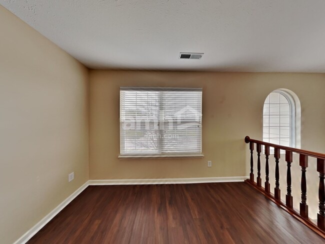 Building Photo - 760 Harvest Ridge Dr