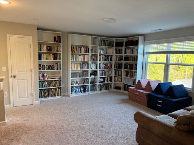 Building Photo - Beautiful 4 Bedroom Home In Oyster Landing- Fenced in Backyard and Community Pool- Available begi...