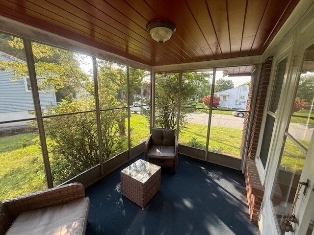 Building Photo - 74 Cutler St