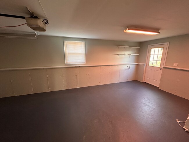 Building Photo - 194 Virgo Dr