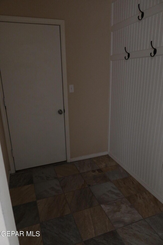 Building Photo - 3278 Azteca Trail