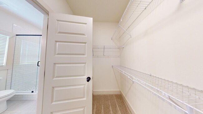 Building Photo - Fox Run Village - Opelika