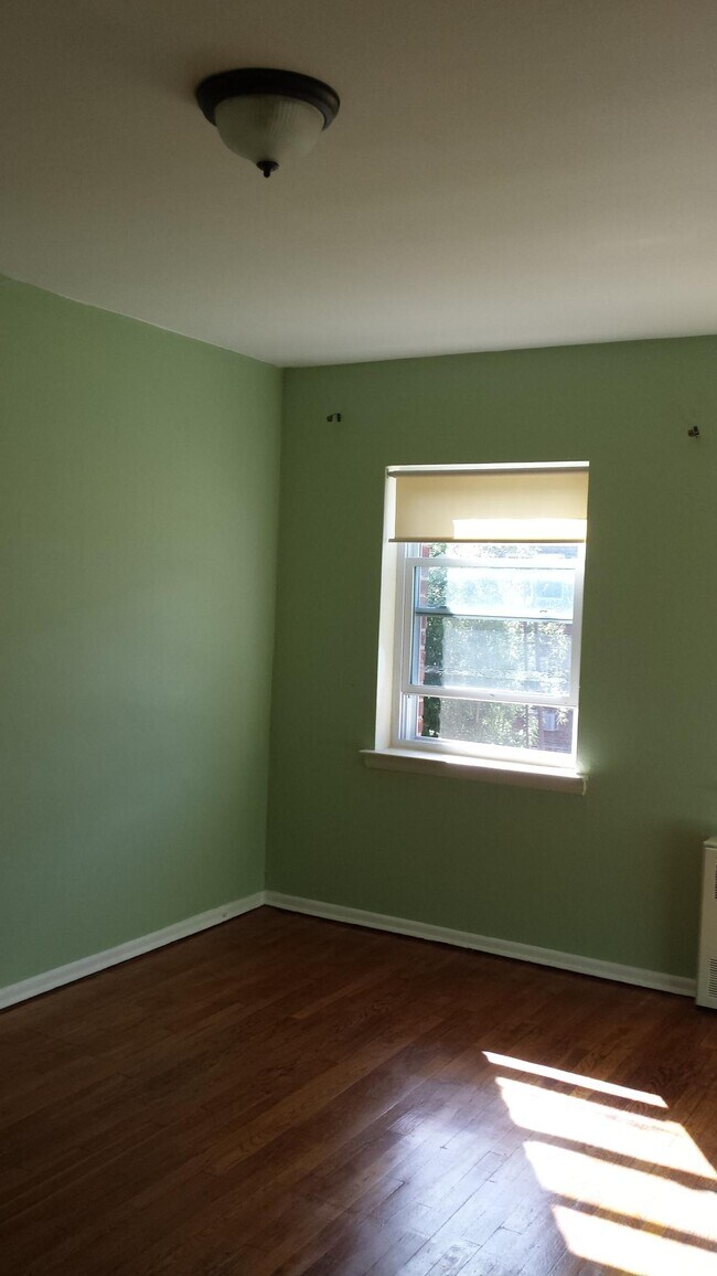 Building Photo - 8572 75th St