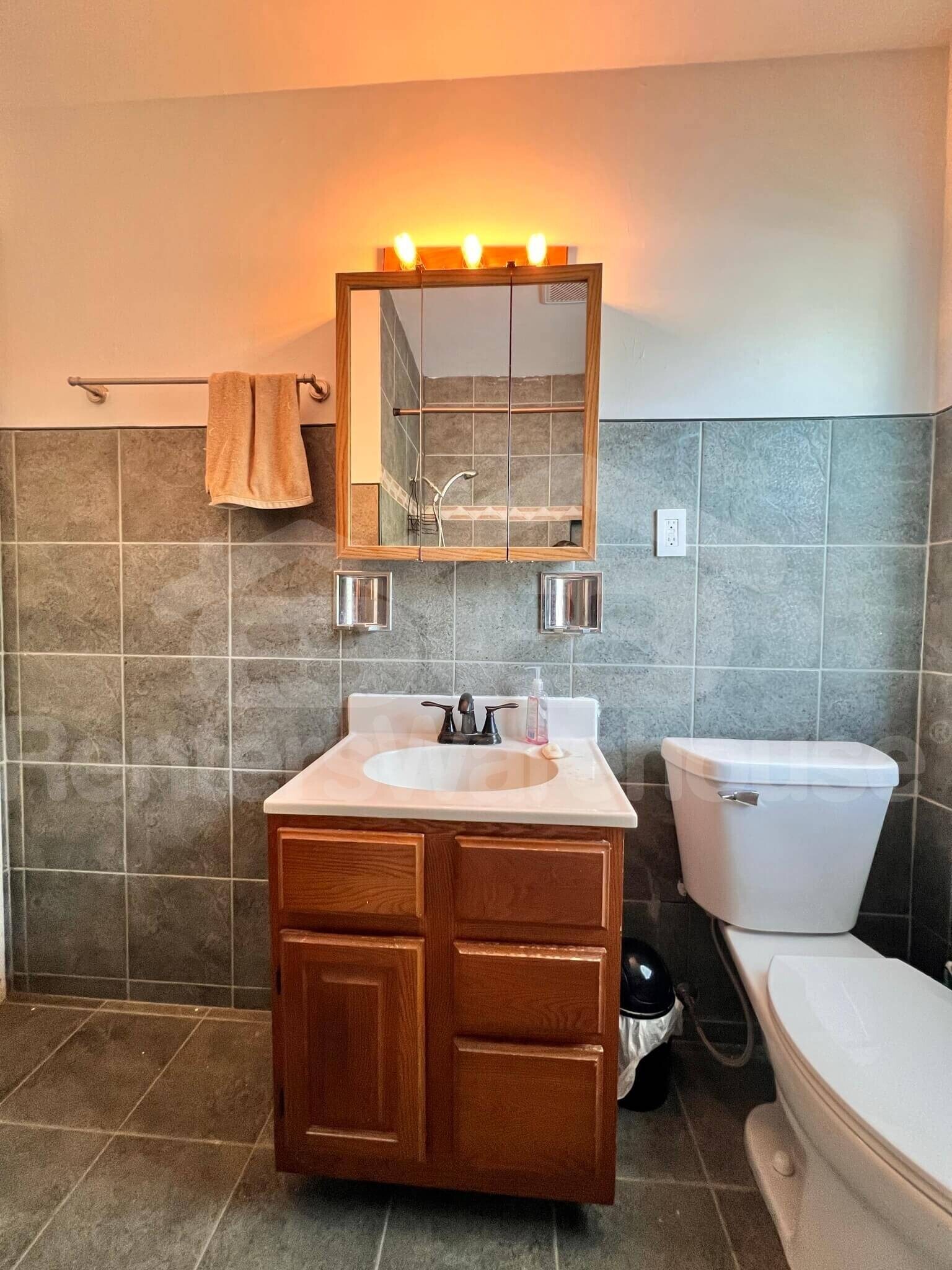 Building Photo - 3846 48th Pl