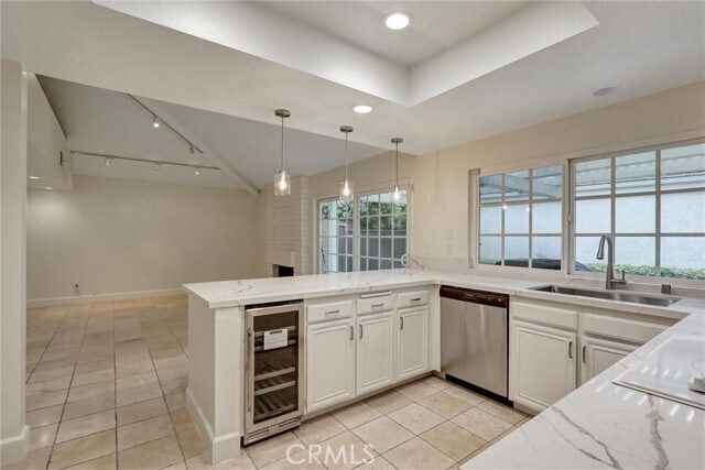 Building Photo - 16 Sycamore Creek