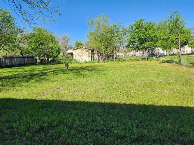 Building Photo - 903 N Page St