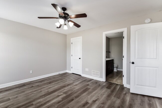 Building Photo - 4857 Cantata Dr