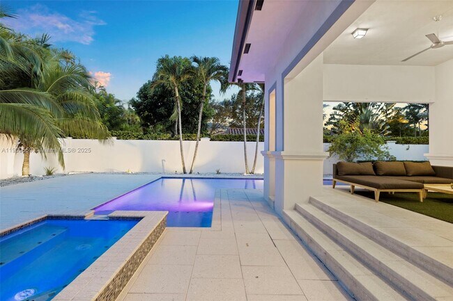 Building Photo - 9580 SW 101st Terrace