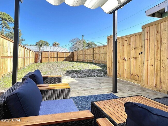 Building Photo - 7308 Sunset Ave