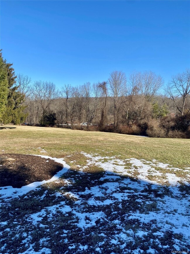 Building Photo - 304 Drew Ln